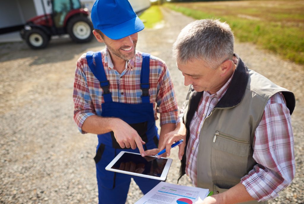 Revision Your Field Service Operations with FieldAx-The Ultimate Management App